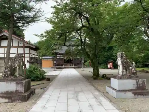 篠座神社の建物その他