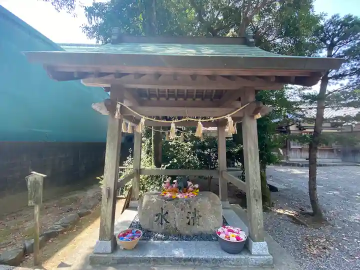 彌都加伎神社の手水舎