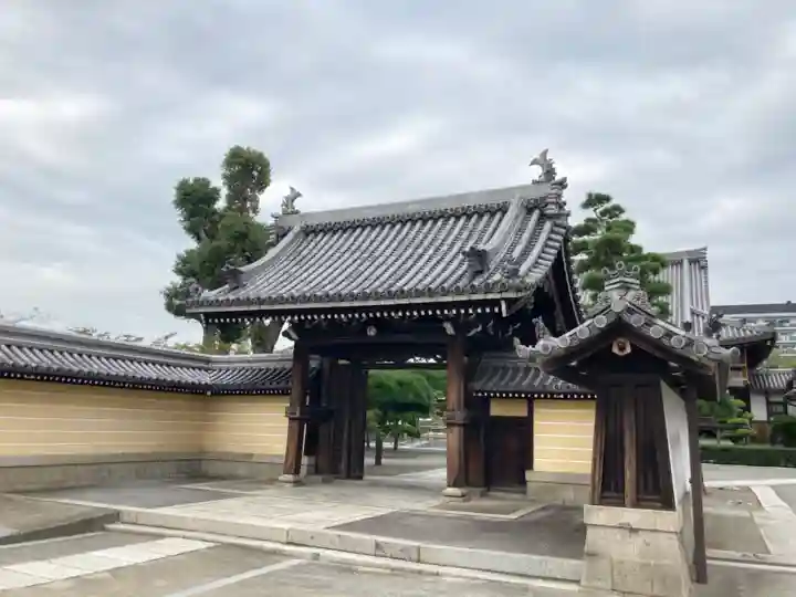 龍泉寺の山門・神門