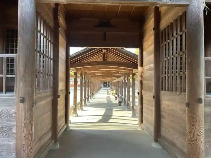 備中国總社の{uncategorized: "未分類", other: "その他", undefined: "問題あり", building: "その他建物", grave: "お墓", sacred_gate: "鳥居", guardian: "狛犬", statue: "像", buddha: "仏像", history: "歴史", nature: "自然", garden: "庭園", animal: "動物", pagoda: "塔", temizu: "手水舎", mountain_gate: "山門・神門", sanctuary: "本殿・本堂", subordinate: "末社・摂社", art: "芸術", scenery: "景色", jizo: "地蔵", ema: "絵馬", goshuin: "御朱印", omikuji: "おみくじ", items: "授与品その他", amulet: "お守り", goshuincho: "御朱印帳", eats: "食事", festival: "お祭り", votive_dance: "神楽", shichigosan: "七五三参", wedding: "結婚式", experience: "体験その他", initially: "初詣", around: "周辺", anti_infection: "感染症対策"}