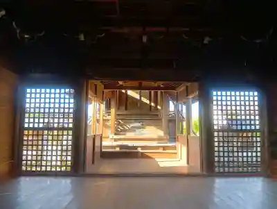 九所神社の{uncategorized: "未分類", other: "その他", undefined: "問題あり", building: "その他建物", grave: "お墓", sacred_gate: "鳥居", guardian: "狛犬", statue: "像", buddha: "仏像", history: "歴史", nature: "自然", garden: "庭園", animal: "動物", pagoda: "塔", temizu: "手水舎", mountain_gate: "山門・神門", sanctuary: "本殿・本堂", subordinate: "末社・摂社", art: "芸術", scenery: "景色", jizo: "地蔵", ema: "絵馬", goshuin: "御朱印", omikuji: "おみくじ", items: "授与品その他", amulet: "お守り", goshuincho: "御朱印帳", eats: "食事", festival: "お祭り", votive_dance: "神楽", shichigosan: "七五三参", wedding: "結婚式", experience: "体験その他", initially: "初詣", around: "周辺", anti_infection: "感染症対策"}