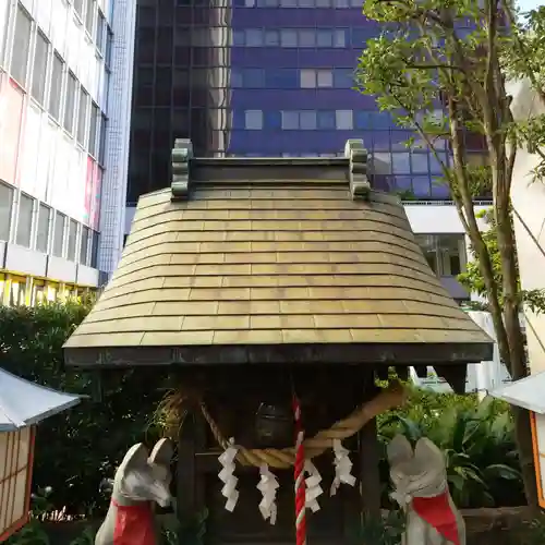 有楽稲荷神社の本殿・本堂