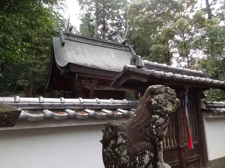 大歳神社の山門・神門
