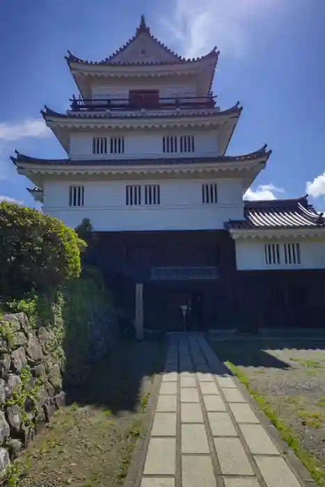 亀岡神社の建物その他