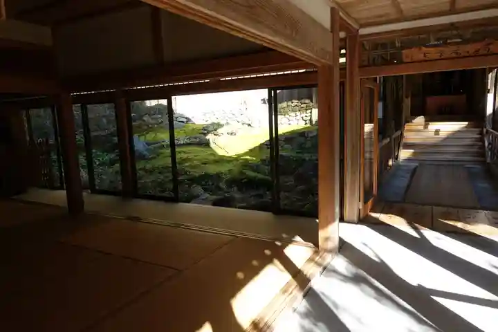 古知谷阿弥陀寺の本殿・本堂