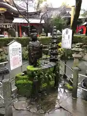 田村神社の像