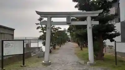 琵琶島神社の鳥居