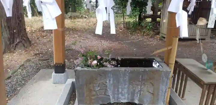 三ケ尻八幡神社の手水舎