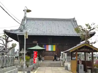 道隆寺の本殿・本堂