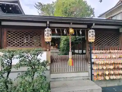 晴明神社の{uncategorized: "未分類", other: "その他", undefined: "問題あり", building: "その他建物", grave: "お墓", sacred_gate: "鳥居", guardian: "狛犬", statue: "像", buddha: "仏像", history: "歴史", nature: "自然", garden: "庭園", animal: "動物", pagoda: "塔", temizu: "手水舎", mountain_gate: "山門・神門", sanctuary: "本殿・本堂", subordinate: "末社・摂社", art: "芸術", scenery: "景色", jizo: "地蔵", ema: "絵馬", goshuin: "御朱印", omikuji: "おみくじ", items: "授与品その他", amulet: "お守り", goshuincho: "御朱印帳", eats: "食事", festival: "お祭り", votive_dance: "神楽", shichigosan: "七五三参", wedding: "結婚式", experience: "体験その他", initially: "初詣", around: "周辺", anti_infection: "感染症対策"}