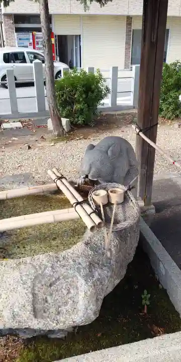 北大路御霊神社の手水舎