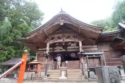 清滝寺の本殿・本堂