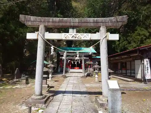 清瀧神社の鳥居