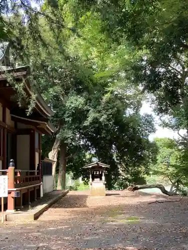 人見稲荷神社の末社・摂社