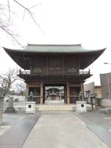 長龍寺の山門