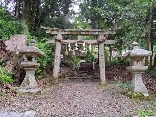 愛宕神社（阿多古神社）の鳥居