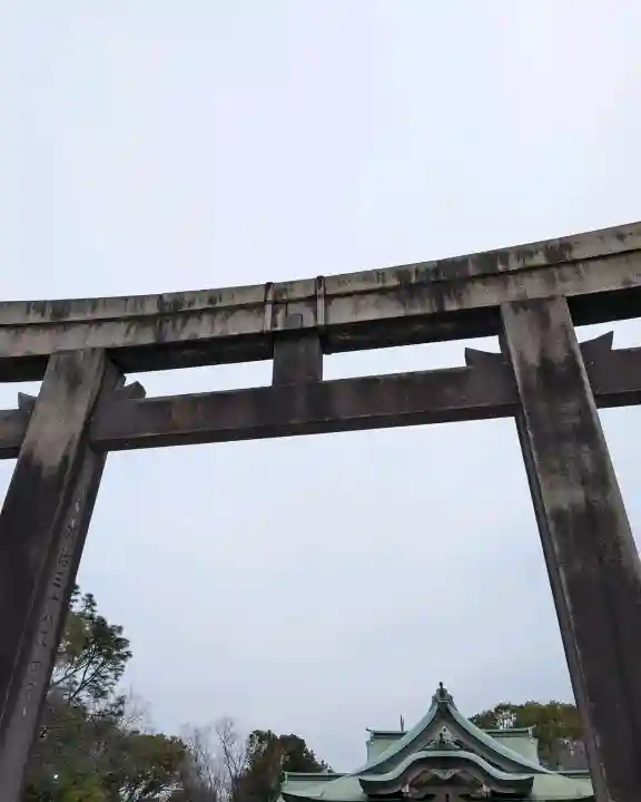 豊國神社の{uncategorized: "未分類", other: "その他", undefined: "問題あり", building: "その他建物", grave: "お墓", sacred_gate: "鳥居", guardian: "狛犬", statue: "像", buddha: "仏像", history: "歴史", nature: "自然", garden: "庭園", animal: "動物", pagoda: "塔", temizu: "手水舎", mountain_gate: "山門・神門", sanctuary: "本殿・本堂", subordinate: "末社・摂社", art: "芸術", scenery: "景色", jizo: "地蔵", ema: "絵馬", goshuin: "御朱印", omikuji: "おみくじ", items: "授与品その他", amulet: "お守り", goshuincho: "御朱印帳", eats: "食事", festival: "お祭り", votive_dance: "神楽", shichigosan: "七五三参", wedding: "結婚式", experience: "体験その他", initially: "初詣", around: "周辺", anti_infection: "感染症対策"}