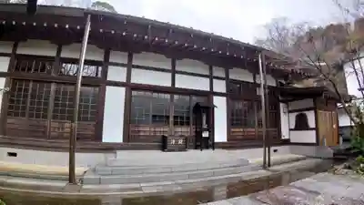 龍峰院の本殿・本堂