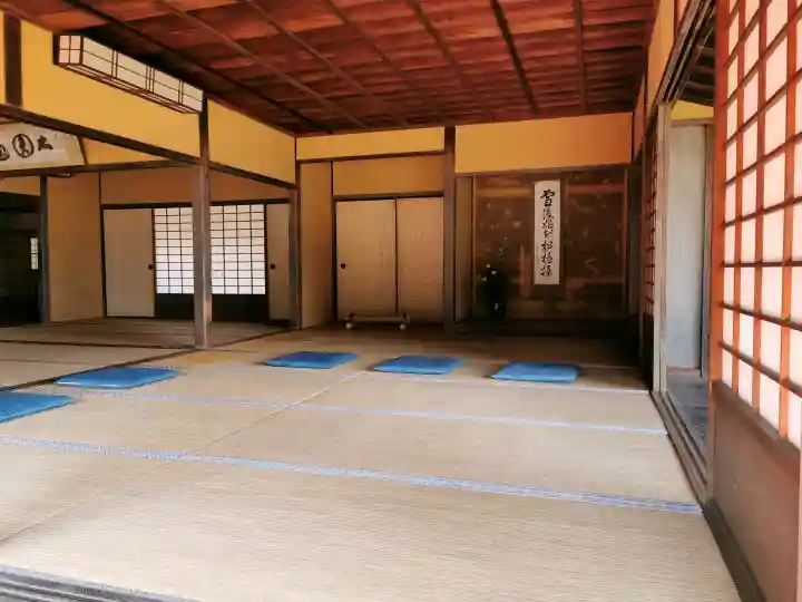 慈光院の{uncategorized: "未分類", other: "その他", undefined: "問題あり", building: "その他建物", grave: "お墓", sacred_gate: "鳥居", guardian: "狛犬", statue: "像", buddha: "仏像", history: "歴史", nature: "自然", garden: "庭園", animal: "動物", pagoda: "塔", temizu: "手水舎", mountain_gate: "山門・神門", sanctuary: "本殿・本堂", subordinate: "末社・摂社", art: "芸術", scenery: "景色", jizo: "地蔵", ema: "絵馬", goshuin: "御朱印", omikuji: "おみくじ", items: "授与品その他", amulet: "お守り", goshuincho: "御朱印帳", eats: "食事", festival: "お祭り", votive_dance: "神楽", shichigosan: "七五三参", wedding: "結婚式", experience: "体験その他", initially: "初詣", around: "周辺", anti_infection: "感染症対策"}