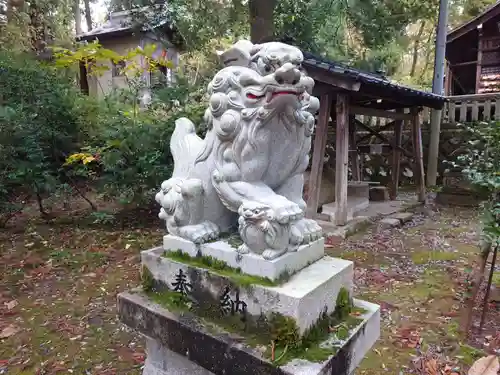 斐太神社の狛犬