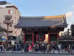 浅草寺の山門