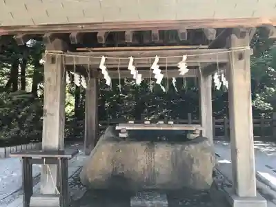 白石神社の手水舎
