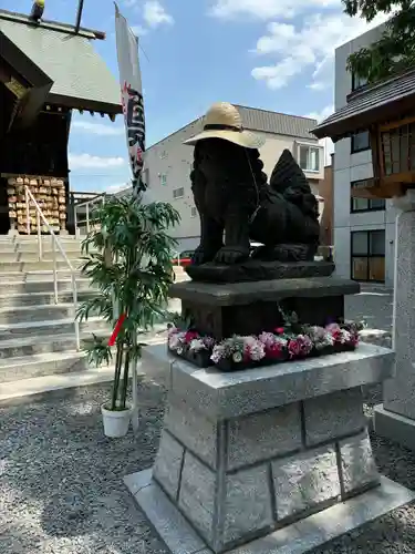 札幌諏訪神社の狛犬