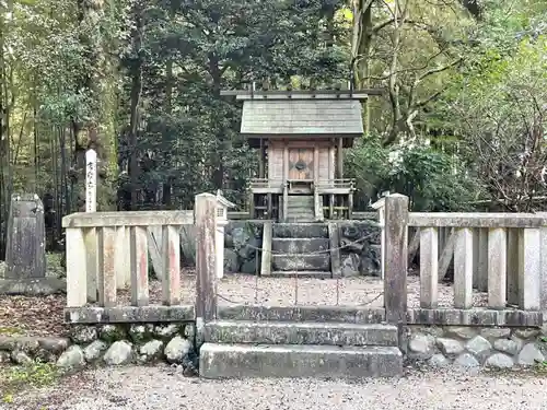 布氣皇舘太神社の末社