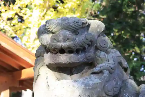 高司神社〜むすびの神の鎮まる社〜の狛犬