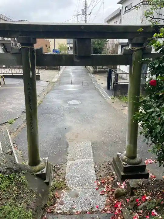 菅原神社の{uncategorized: "未分類", other: "その他", undefined: "問題あり", building: "その他建物", grave: "お墓", sacred_gate: "鳥居", guardian: "狛犬", statue: "像", buddha: "仏像", history: "歴史", nature: "自然", garden: "庭園", animal: "動物", pagoda: "塔", temizu: "手水舎", mountain_gate: "山門・神門", sanctuary: "本殿・本堂", subordinate: "末社・摂社", art: "芸術", scenery: "景色", jizo: "地蔵", ema: "絵馬", goshuin: "御朱印", omikuji: "おみくじ", items: "授与品その他", amulet: "お守り", goshuincho: "御朱印帳", eats: "食事", festival: "お祭り", votive_dance: "神楽", shichigosan: "七五三参", wedding: "結婚式", experience: "体験その他", initially: "初詣", around: "周辺", anti_infection: "感染症対策"}