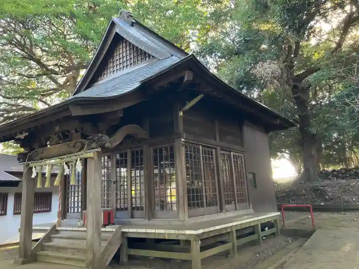 鹿島神社(笠間町)の{uncategorized: "未分類", other: "その他", undefined: "問題あり", building: "その他建物", grave: "お墓", sacred_gate: "鳥居", guardian: "狛犬", statue: "像", buddha: "仏像", history: "歴史", nature: "自然", garden: "庭園", animal: "動物", pagoda: "塔", temizu: "手水舎", mountain_gate: "山門・神門", sanctuary: "本殿・本堂", subordinate: "末社・摂社", art: "芸術", scenery: "景色", jizo: "地蔵", ema: "絵馬", goshuin: "御朱印", omikuji: "おみくじ", items: "授与品その他", amulet: "お守り", goshuincho: "御朱印帳", eats: "食事", festival: "お祭り", votive_dance: "神楽", shichigosan: "七五三参", wedding: "結婚式", experience: "体験その他", initially: "初詣", around: "周辺", anti_infection: "感染症対策"}