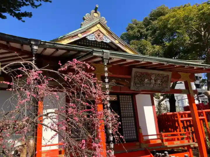 武蔵野稲荷神社の{uncategorized: "未分類", other: "その他", undefined: "問題あり", building: "その他建物", grave: "お墓", sacred_gate: "鳥居", guardian: "狛犬", statue: "像", buddha: "仏像", history: "歴史", nature: "自然", garden: "庭園", animal: "動物", pagoda: "塔", temizu: "手水舎", mountain_gate: "山門・神門", sanctuary: "本殿・本堂", subordinate: "末社・摂社", art: "芸術", scenery: "景色", jizo: "地蔵", ema: "絵馬", goshuin: "御朱印", omikuji: "おみくじ", items: "授与品その他", amulet: "お守り", goshuincho: "御朱印帳", eats: "食事", festival: "お祭り", votive_dance: "神楽", shichigosan: "七五三参", wedding: "結婚式", experience: "体験その他", initially: "初詣", around: "周辺", anti_infection: "感染症対策"}