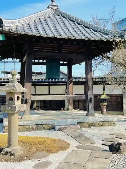 法玄寺の{uncategorized: "未分類", other: "その他", undefined: "問題あり", building: "その他建物", grave: "お墓", sacred_gate: "鳥居", guardian: "狛犬", statue: "像", buddha: "仏像", history: "歴史", nature: "自然", garden: "庭園", animal: "動物", pagoda: "塔", temizu: "手水舎", mountain_gate: "山門・神門", sanctuary: "本殿・本堂", subordinate: "末社・摂社", art: "芸術", scenery: "景色", jizo: "地蔵", ema: "絵馬", goshuin: "御朱印", omikuji: "おみくじ", items: "授与品その他", amulet: "お守り", goshuincho: "御朱印帳", eats: "食事", festival: "お祭り", votive_dance: "神楽", shichigosan: "七五三参", wedding: "結婚式", experience: "体験その他", initially: "初詣", around: "周辺", anti_infection: "感染症対策"}