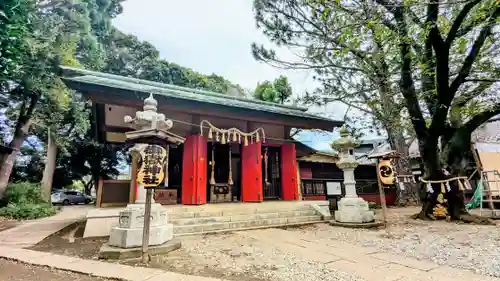 前原御嶽神社の本殿