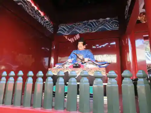 静岡浅間神社の像