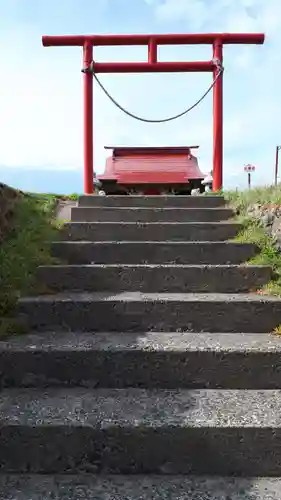 美谷稲荷神社の鳥居