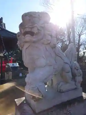 諏訪神社の狛犬