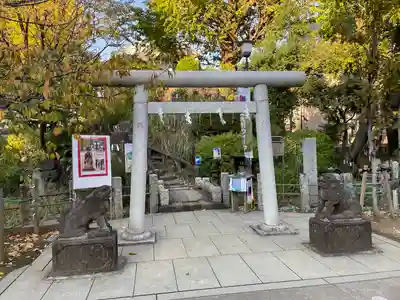 鳩森八幡神社(東京都)