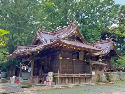 玉敷神社の本殿・本堂