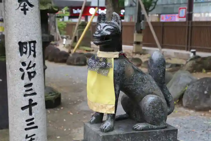 今益稲荷神社の狛犬