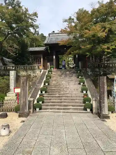 修禅寺の山門