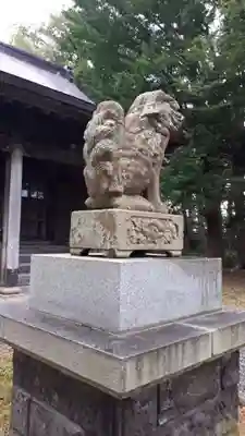 砺波神社の狛犬
