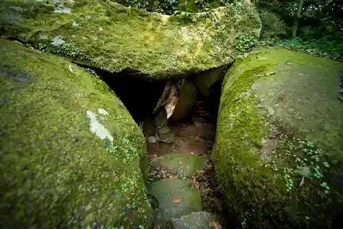 石穴稲荷神社の末社