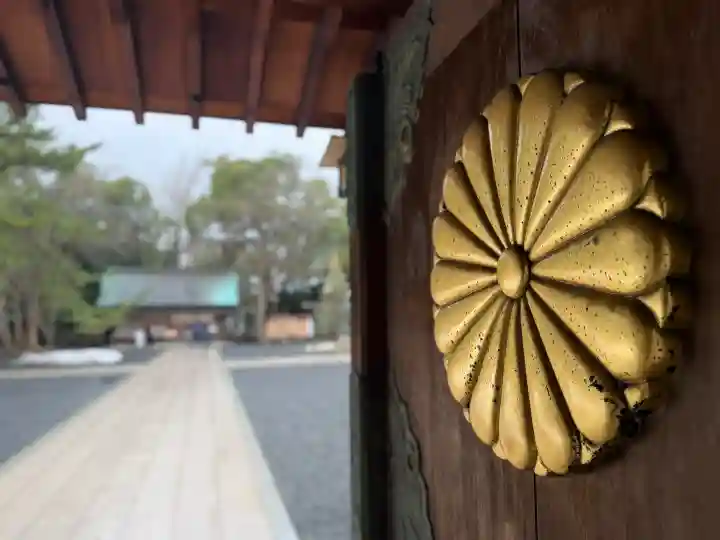 氣比神宮の{uncategorized: "未分類", other: "その他", undefined: "問題あり", building: "その他建物", grave: "お墓", sacred_gate: "鳥居", guardian: "狛犬", statue: "像", buddha: "仏像", history: "歴史", nature: "自然", garden: "庭園", animal: "動物", pagoda: "塔", temizu: "手水舎", mountain_gate: "山門・神門", sanctuary: "本殿・本堂", subordinate: "末社・摂社", art: "芸術", scenery: "景色", jizo: "地蔵", ema: "絵馬", goshuin: "御朱印", omikuji: "おみくじ", items: "授与品その他", amulet: "お守り", goshuincho: "御朱印帳", eats: "食事", festival: "お祭り", votive_dance: "神楽", shichigosan: "七五三参", wedding: "結婚式", experience: "体験その他", initially: "初詣", around: "周辺", anti_infection: "感染症対策"}