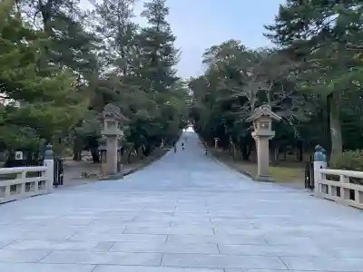 出雲大社の{uncategorized: "未分類", other: "その他", undefined: "問題あり", building: "その他建物", grave: "お墓", sacred_gate: "鳥居", guardian: "狛犬", statue: "像", buddha: "仏像", history: "歴史", nature: "自然", garden: "庭園", animal: "動物", pagoda: "塔", temizu: "手水舎", mountain_gate: "山門・神門", sanctuary: "本殿・本堂", subordinate: "末社・摂社", art: "芸術", scenery: "景色", jizo: "地蔵", ema: "絵馬", goshuin: "御朱印", omikuji: "おみくじ", items: "授与品その他", amulet: "お守り", goshuincho: "御朱印帳", eats: "食事", festival: "お祭り", votive_dance: "神楽", shichigosan: "七五三参", wedding: "結婚式", experience: "体験その他", initially: "初詣", around: "周辺", anti_infection: "感染症対策"}