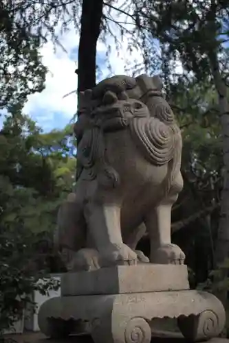 和歌山縣護國神社の狛犬