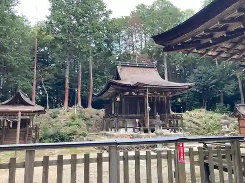 大笹原神社の本殿・本堂