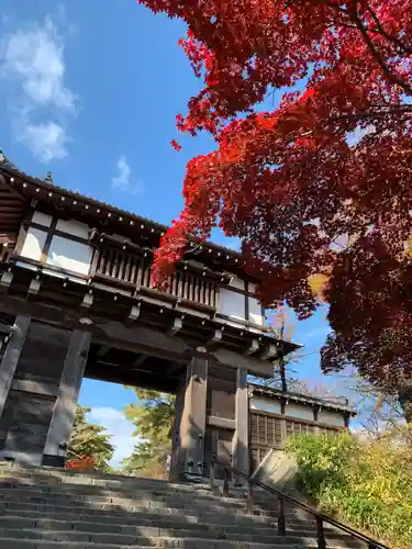 与次郎稲荷神社(秋田県)