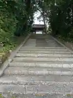 宗隣寺の{uncategorized: "未分類", other: "その他", undefined: "問題あり", building: "その他建物", grave: "お墓", sacred_gate: "鳥居", guardian: "狛犬", statue: "像", buddha: "仏像", history: "歴史", nature: "自然", garden: "庭園", animal: "動物", pagoda: "塔", temizu: "手水舎", mountain_gate: "山門・神門", sanctuary: "本殿・本堂", subordinate: "末社・摂社", art: "芸術", scenery: "景色", jizo: "地蔵", ema: "絵馬", goshuin: "御朱印", omikuji: "おみくじ", items: "授与品その他", amulet: "お守り", goshuincho: "御朱印帳", eats: "食事", festival: "お祭り", votive_dance: "神楽", shichigosan: "七五三参", wedding: "結婚式", experience: "体験その他", initially: "初詣", around: "周辺", anti_infection: "感染症対策"}