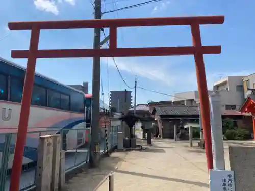 稲荷神社の鳥居